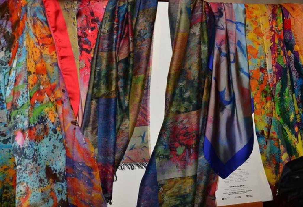 Calimala: lancio della nuova collezione di foulard
